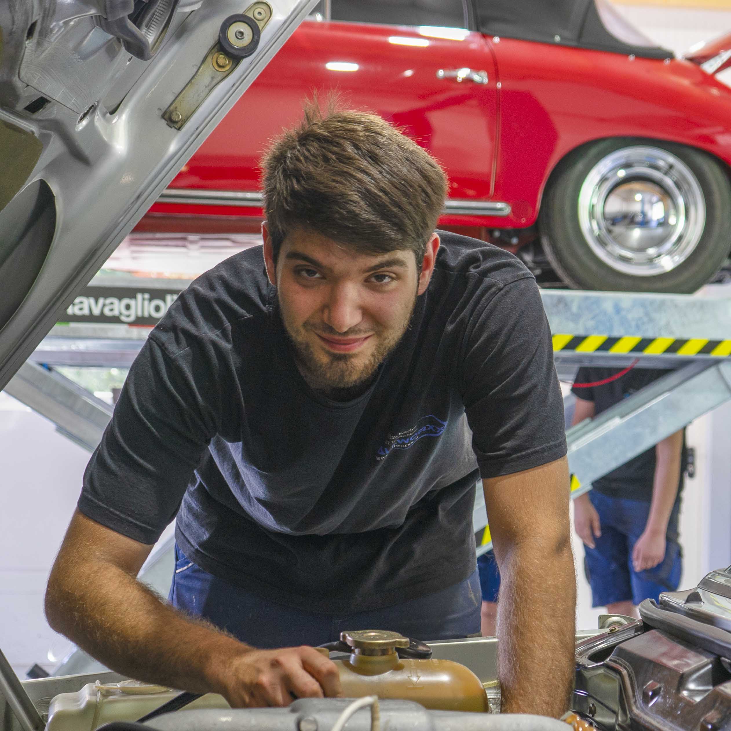 Julian Hinteregger, Kfz-Techniker Lehrling bei Allworxx in Döbriach